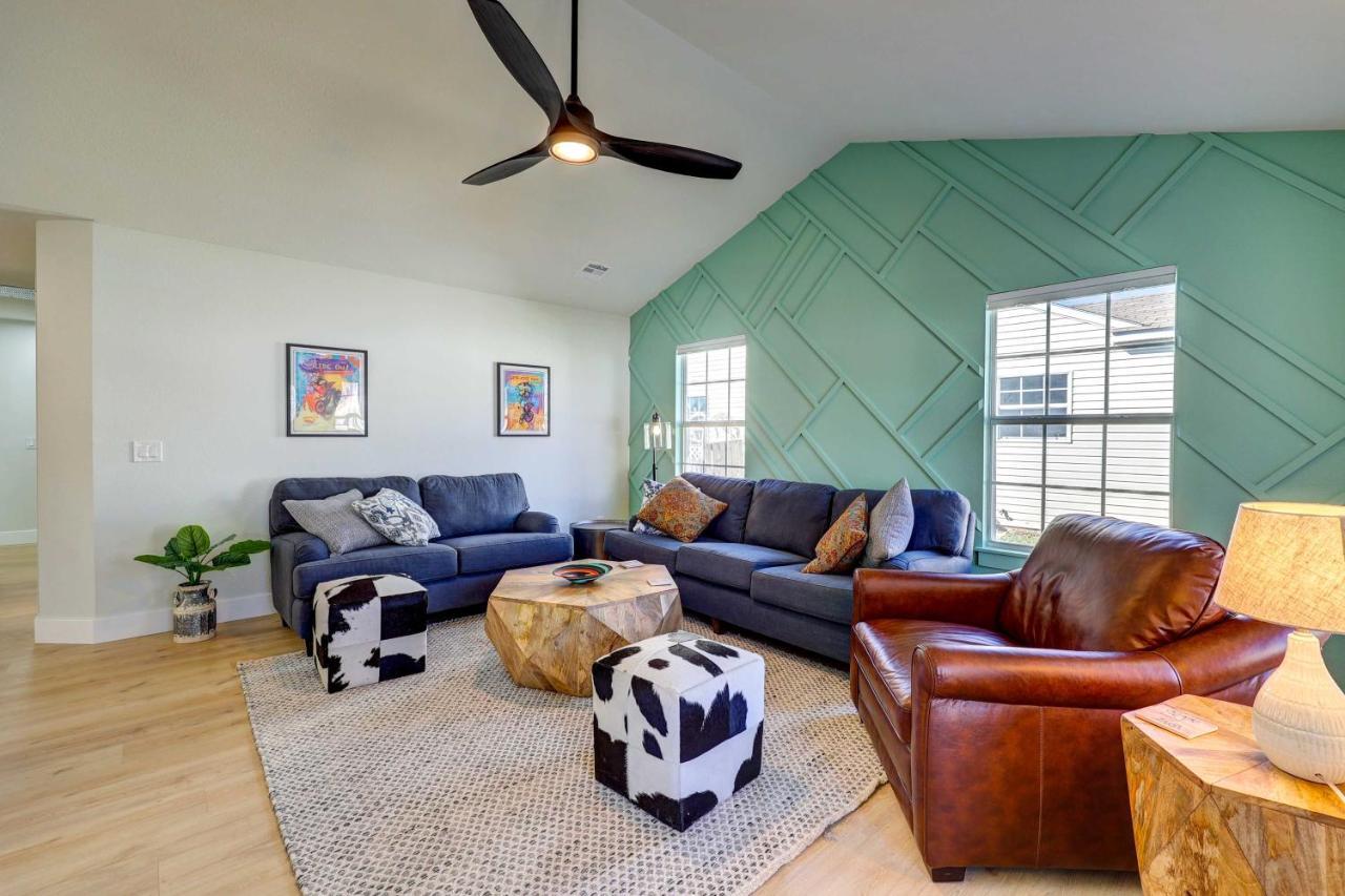Chic Bentonville Home With Patio And Fire Pit! Exterior foto