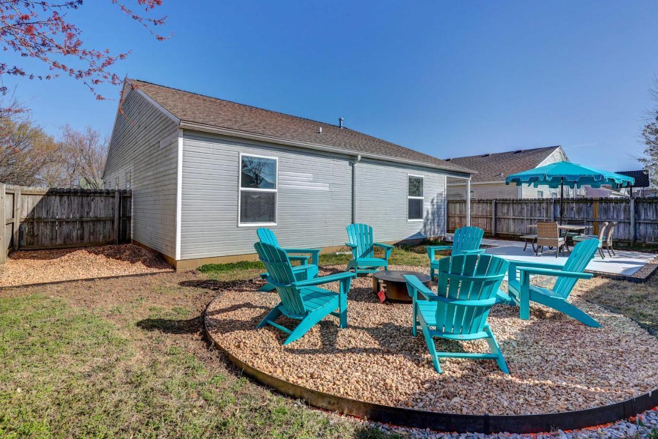 Chic Bentonville Home With Patio And Fire Pit! Exterior foto